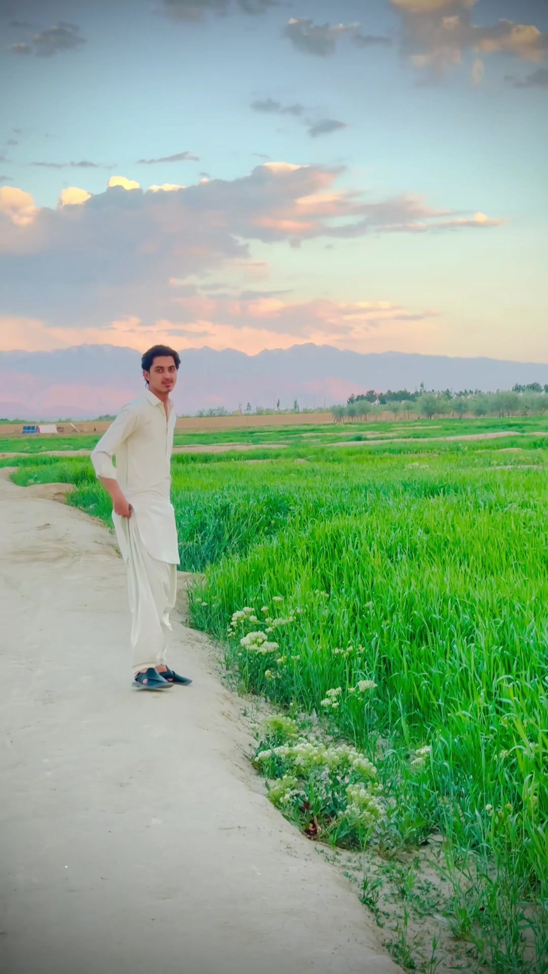 @Ayub Eisakhail 🇦🇫
