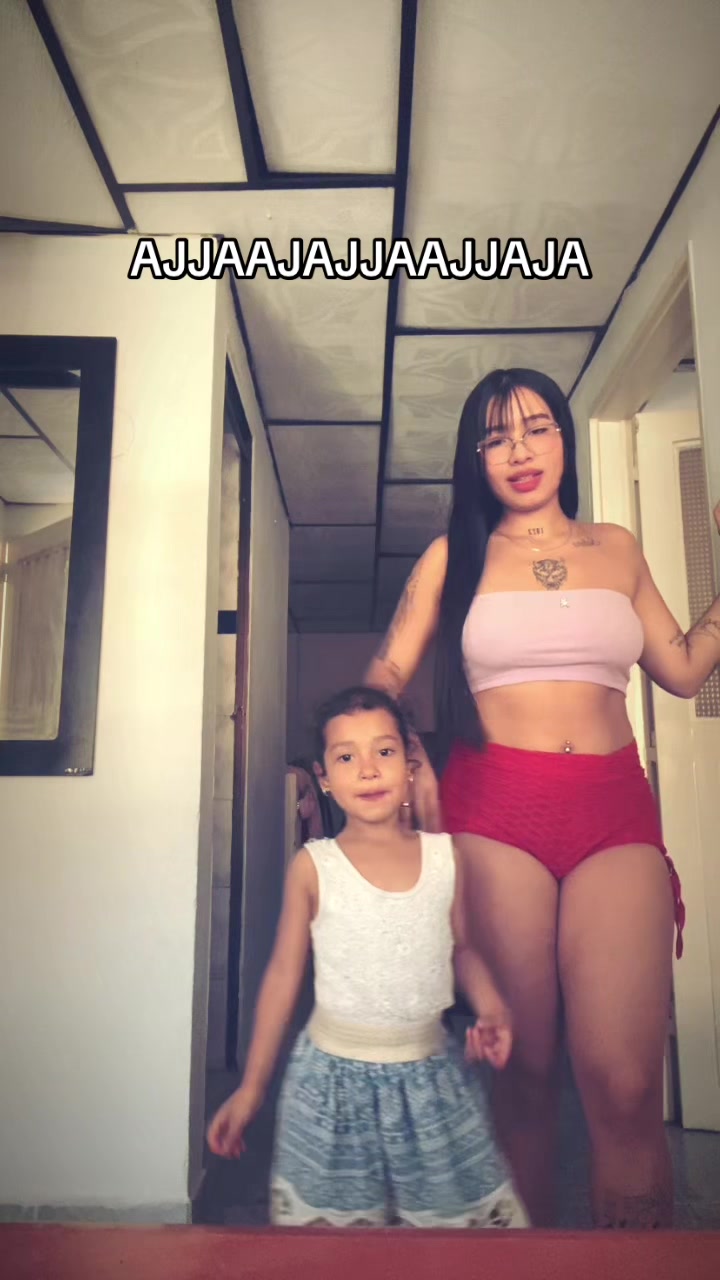 @Fernanda🎀. [𝕱]