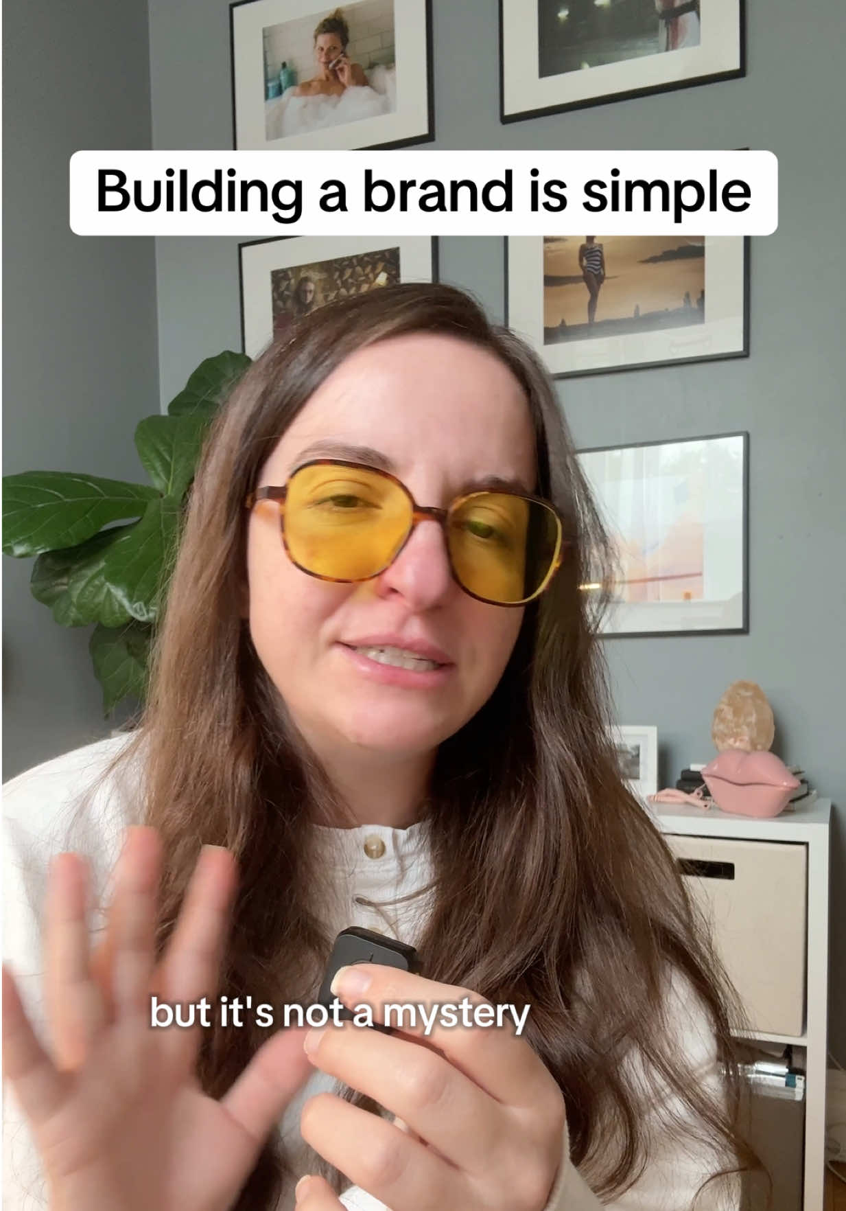 @Anja | your brand strategist ✨
