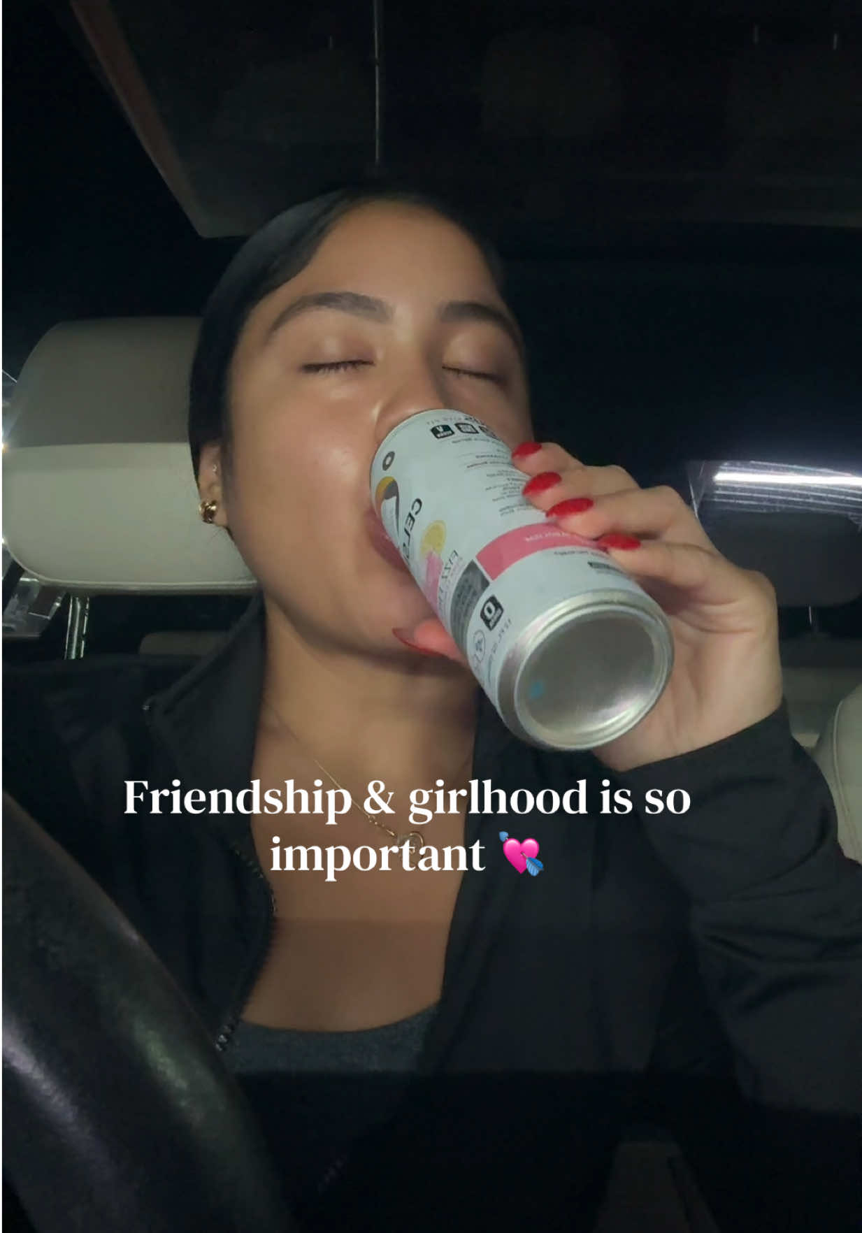@Estefani ✨