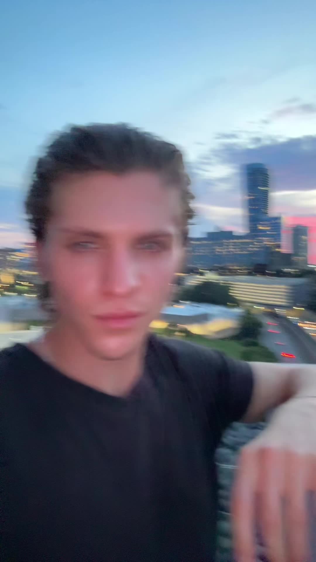 @D🌠