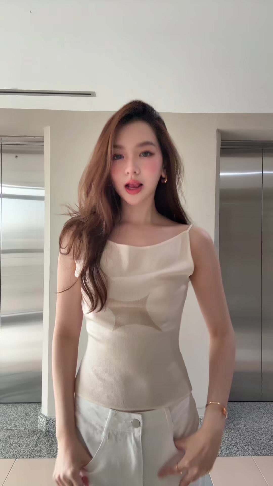 @giftnuttarin