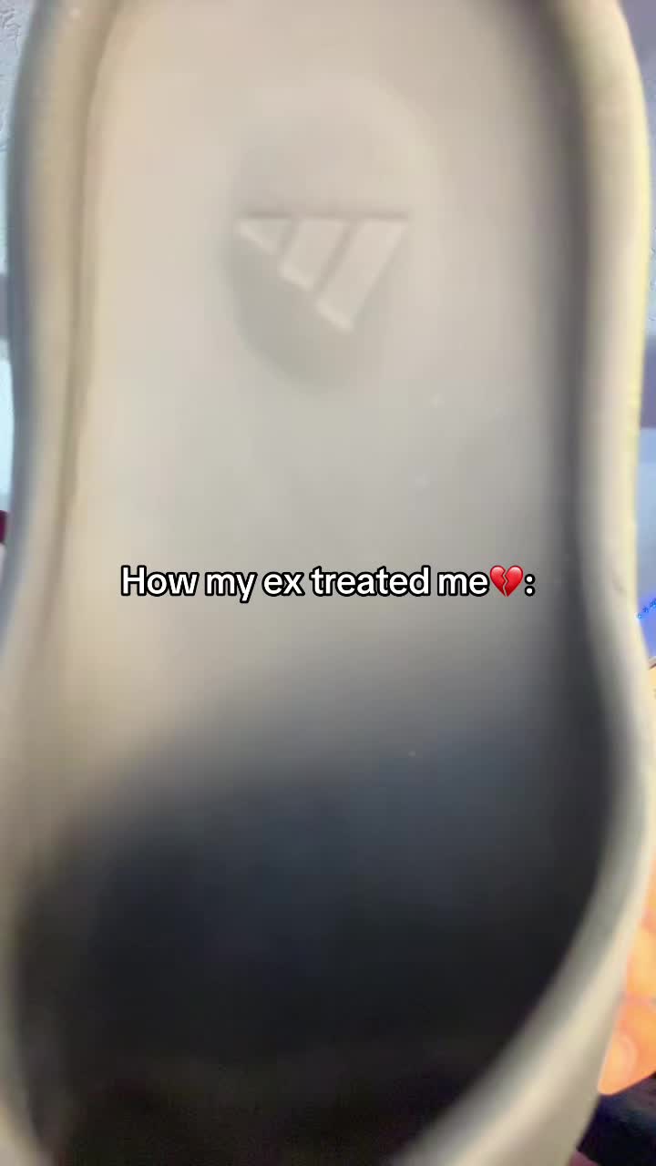 @SneakerLuverDude