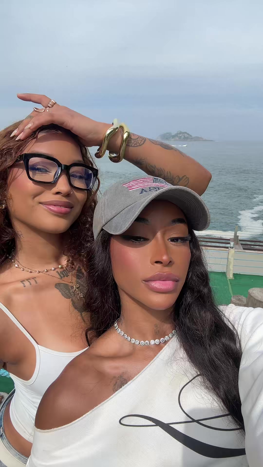@Victória Simonns