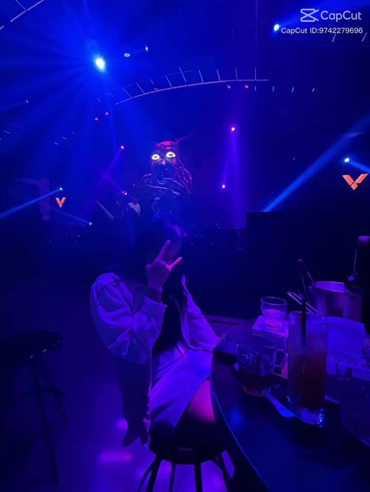 @Sofía val@