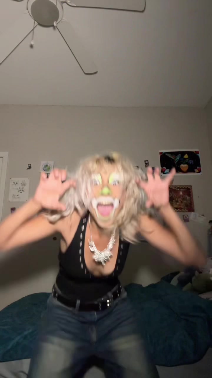 @mspeenieween