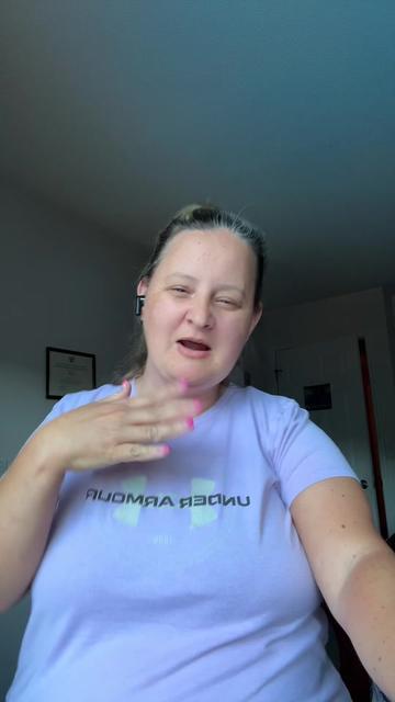 @💜💘🇨🇦 Laura 💜💘🇨🇦