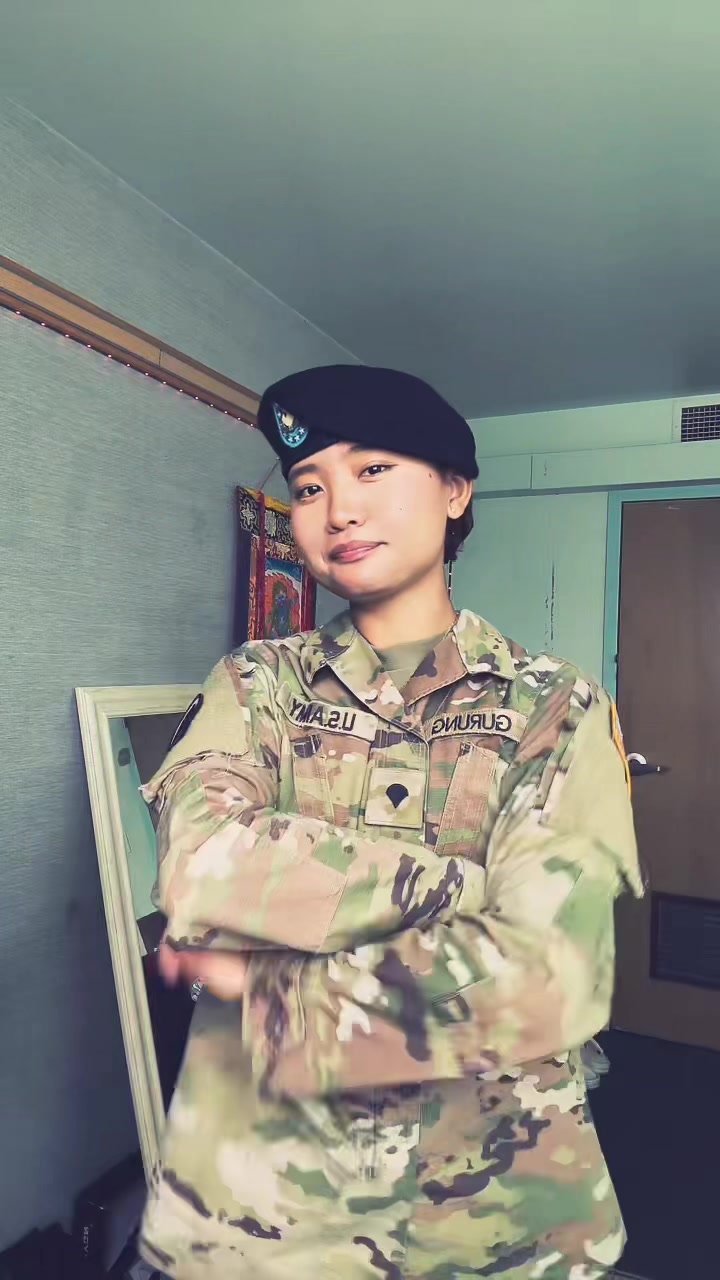@Lisha Gurung