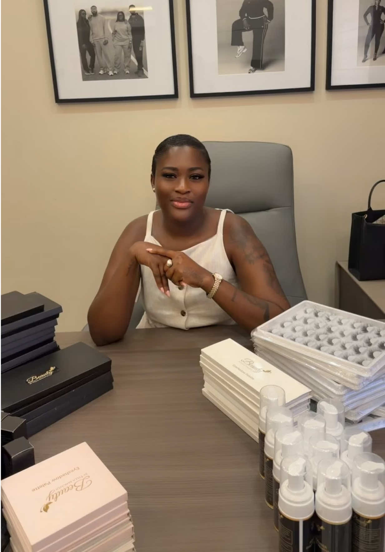 @Fella Makafui