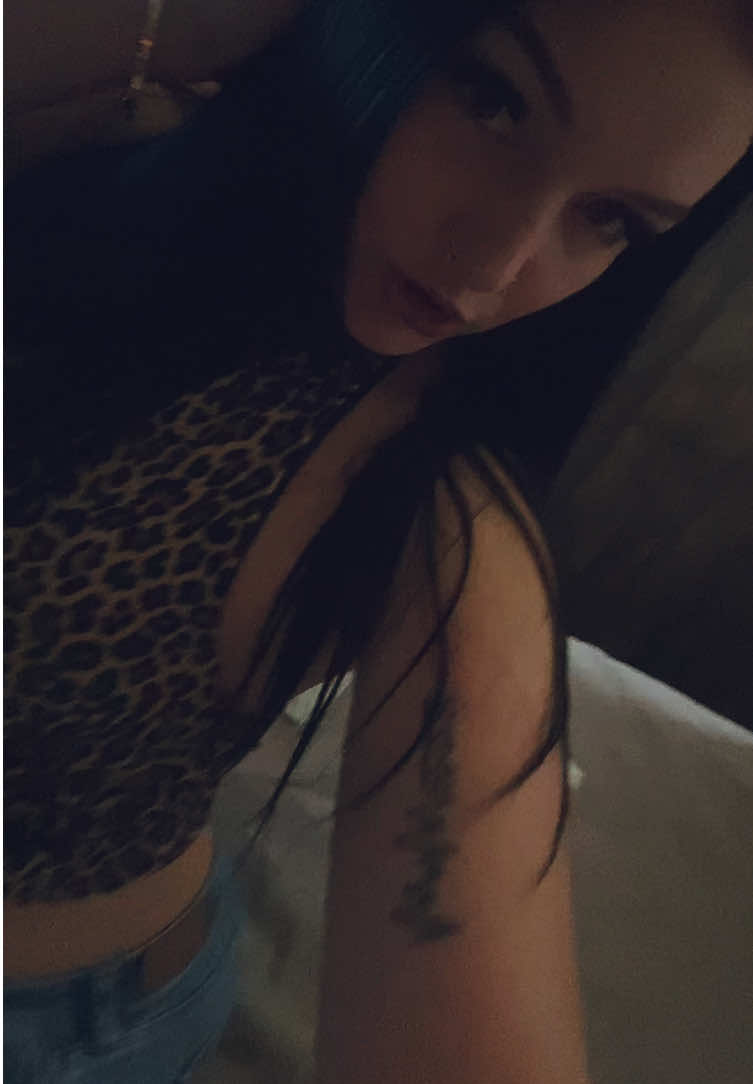 @ła&uacute;řeņ | sahmama 🎀