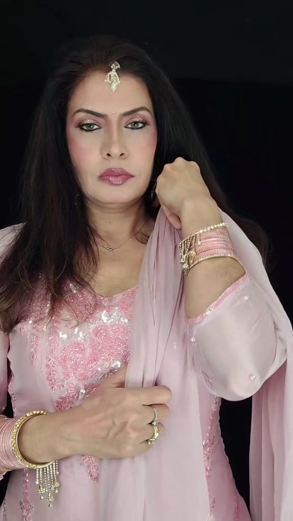 @Saaakshi