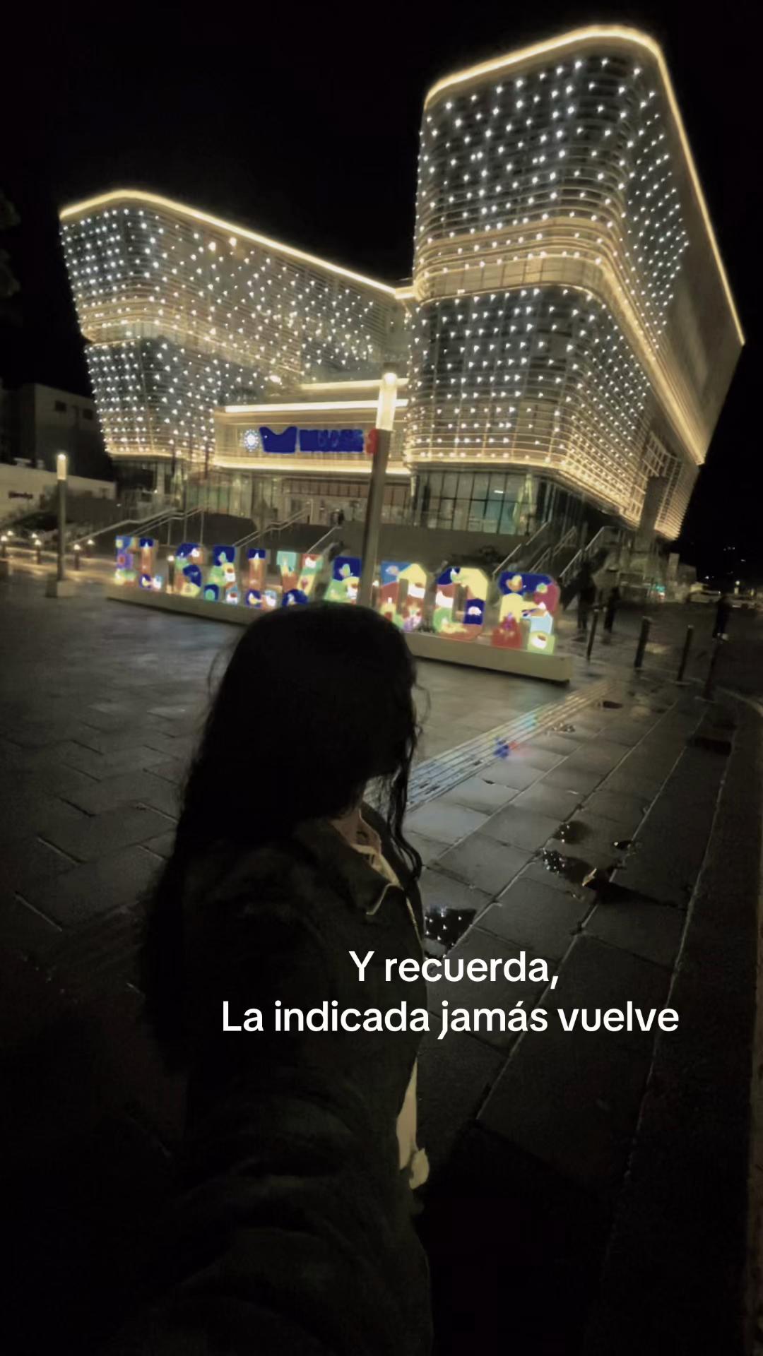 @.🖤