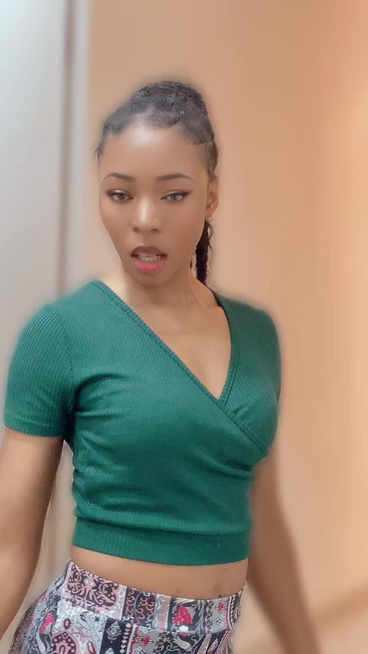 @Benais💋