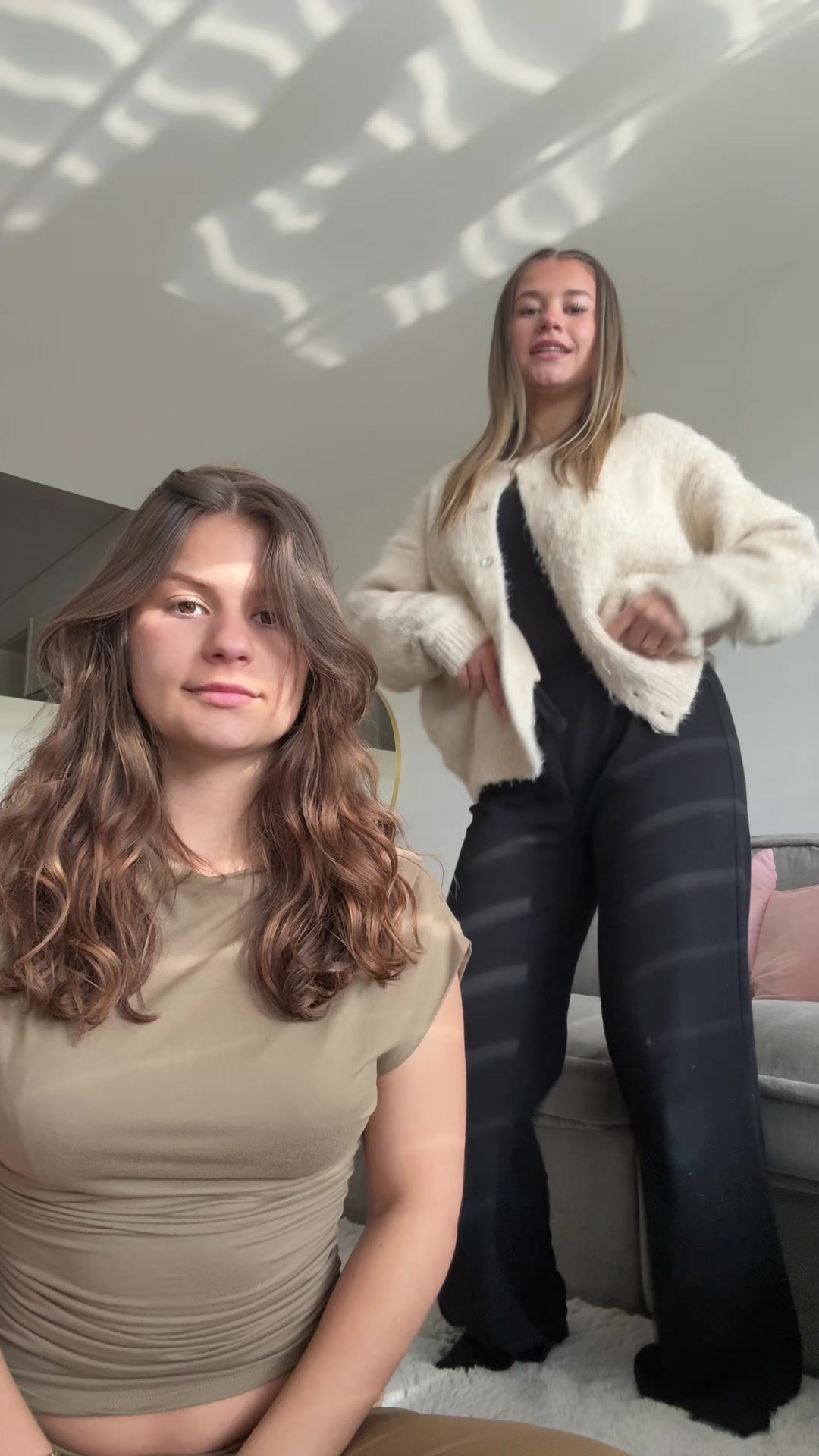 @movezfamily