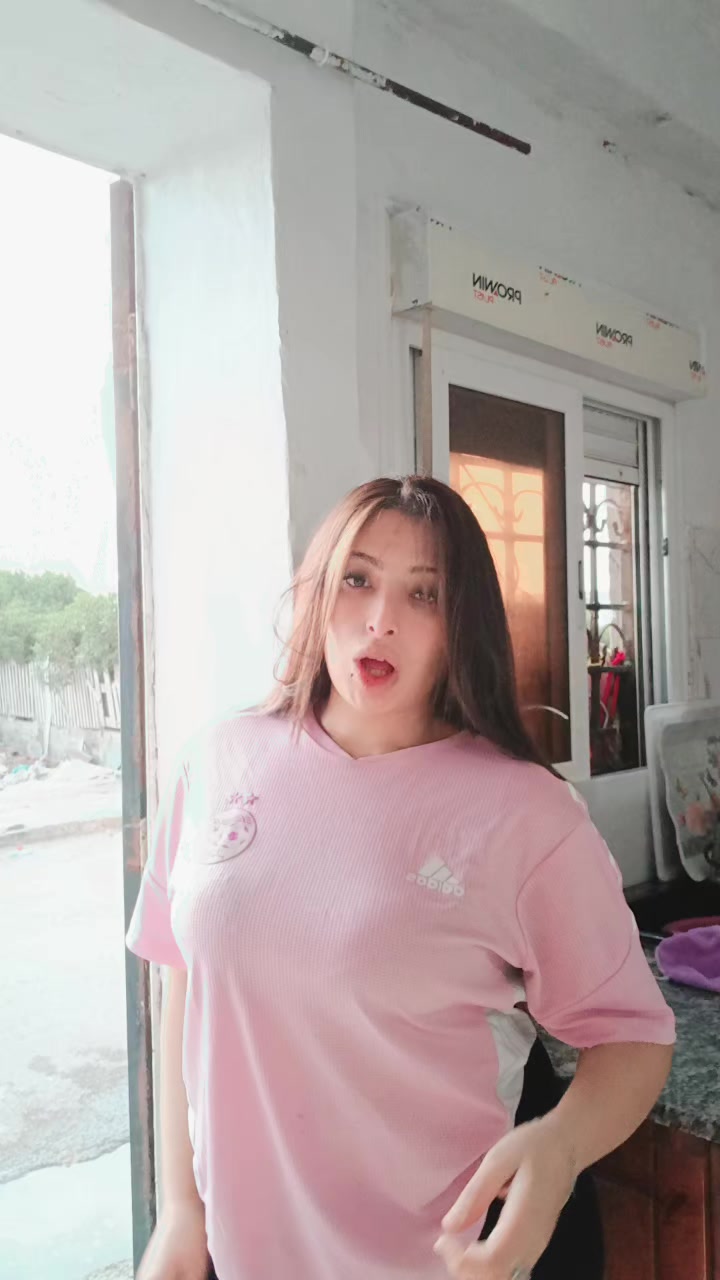 @Nut Ella