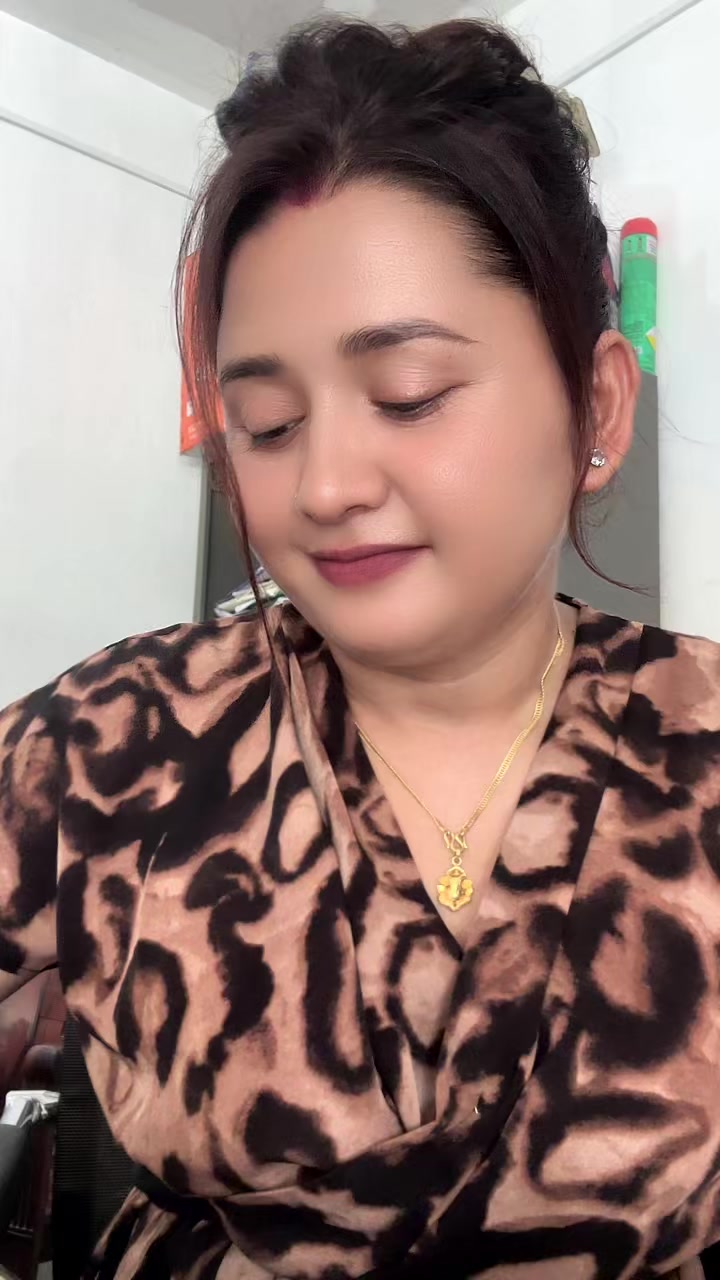 @Sabina