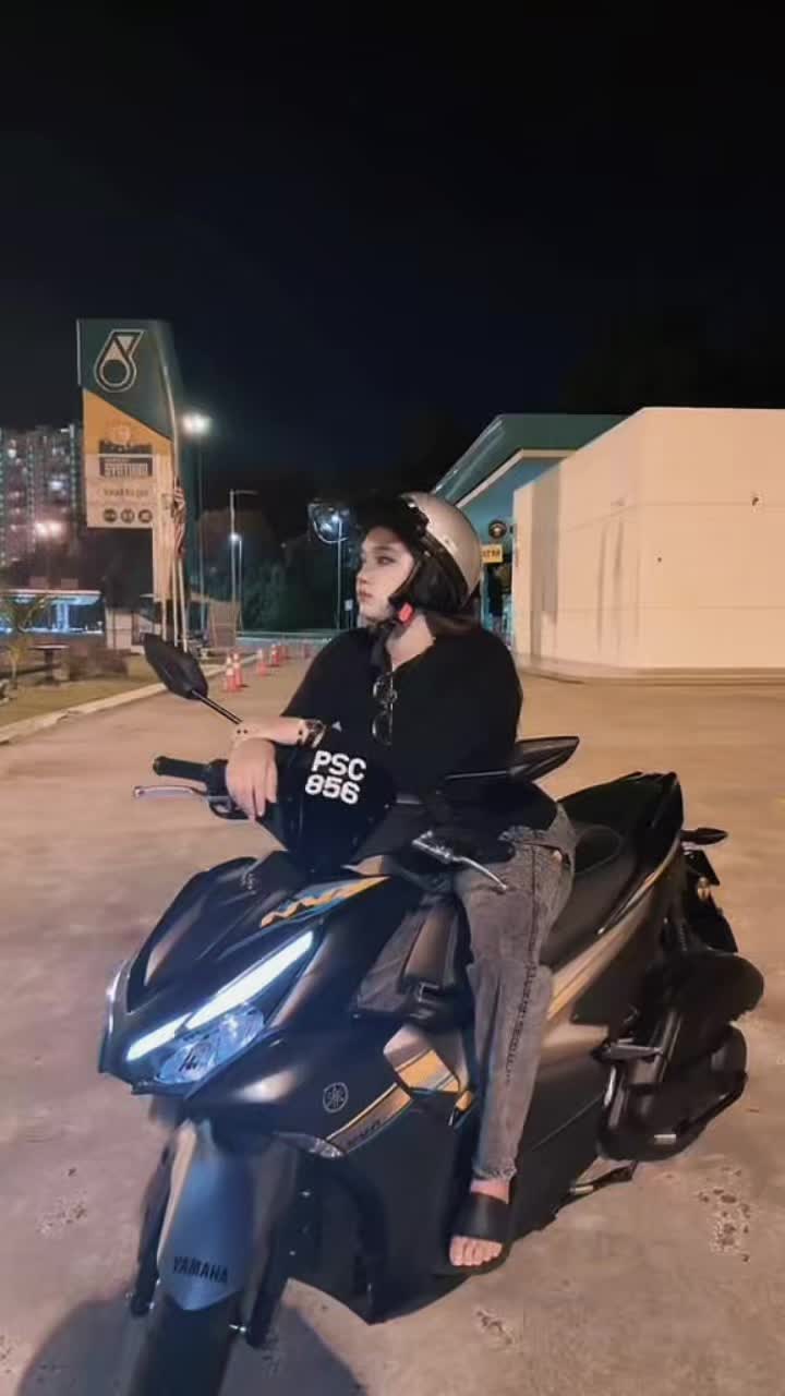 @𝓐𝓶𝓲𝔂 𝓶𝓸𝓵𝓮𝓴𝓴 🐉
