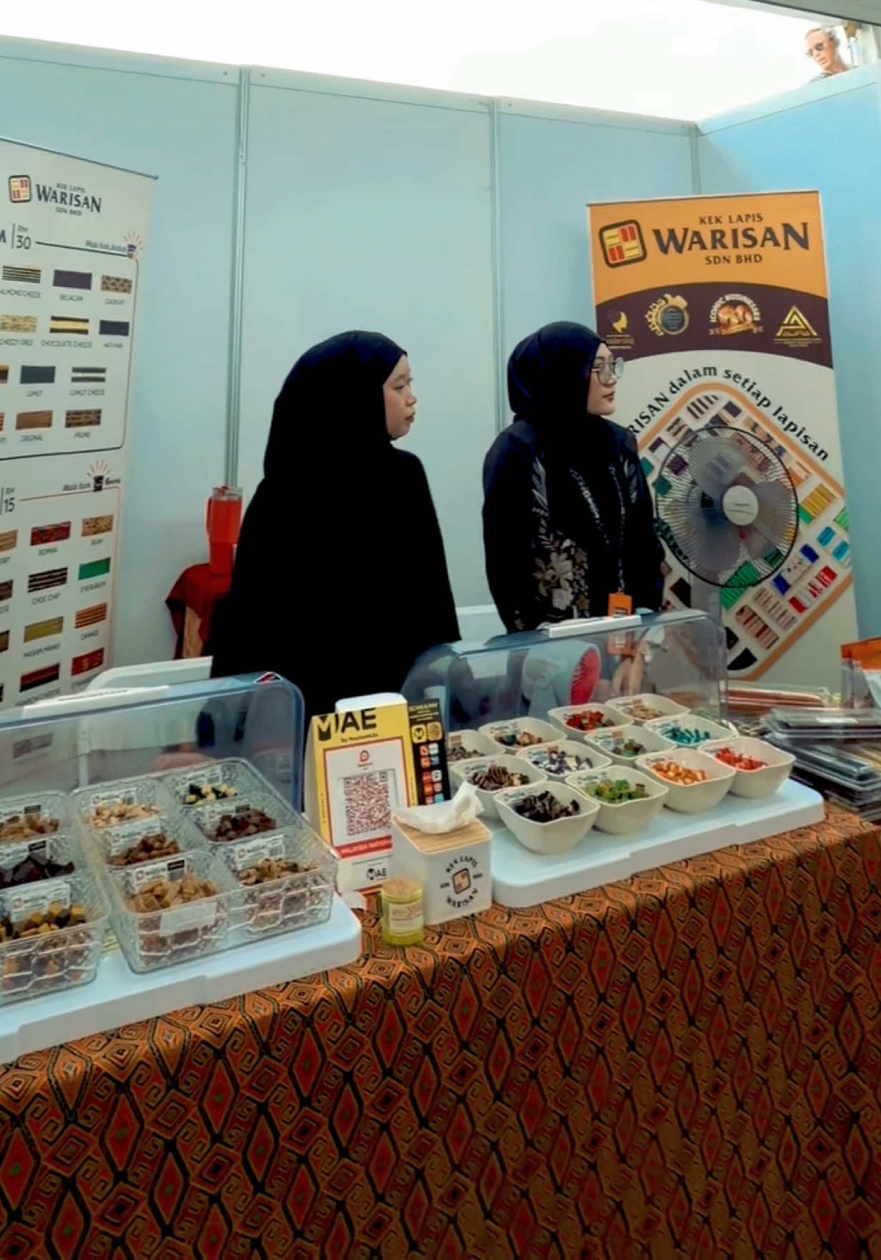 @Kek Lapis Warisan Sdn Bhd