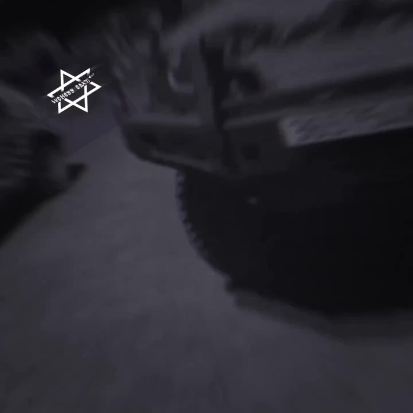 @☣︎