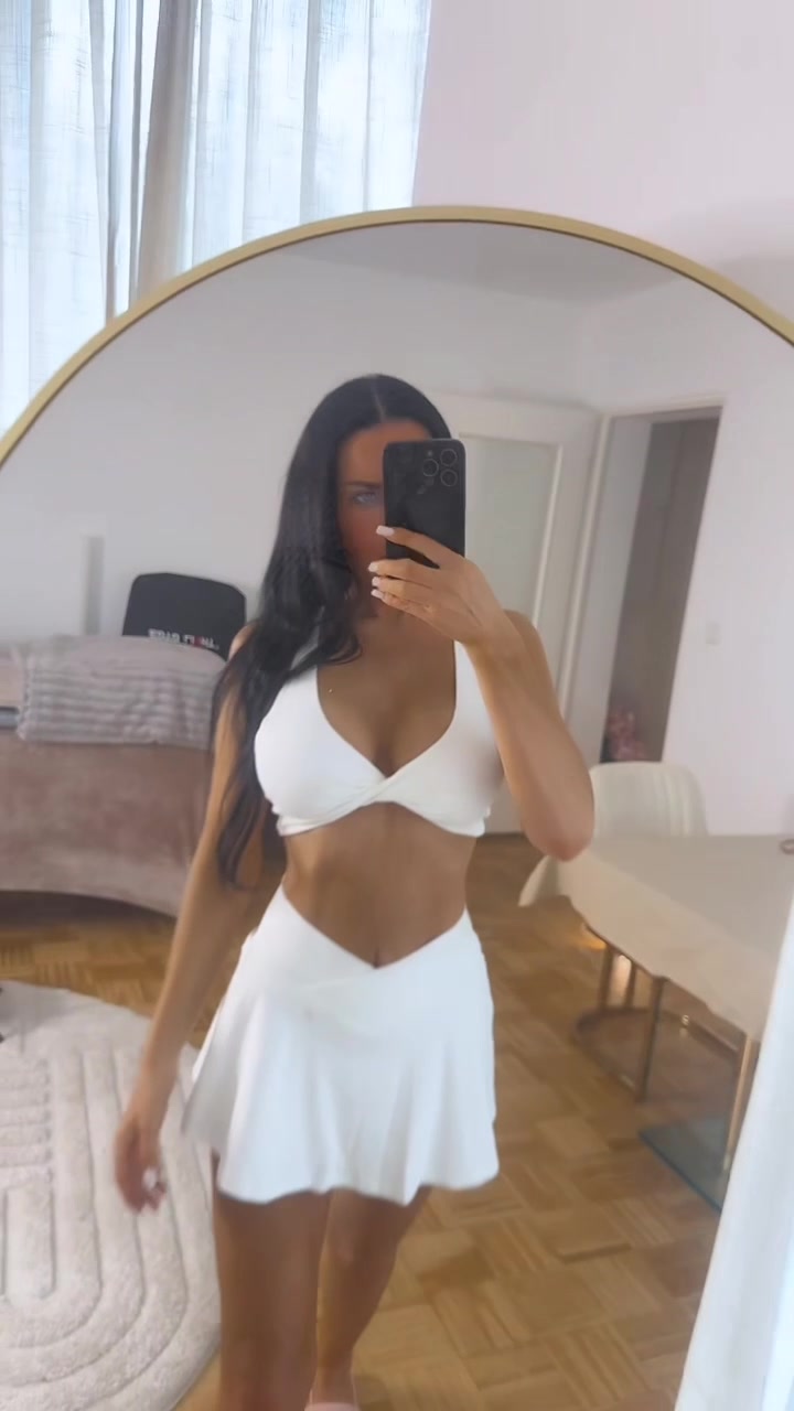 @Taja🦋