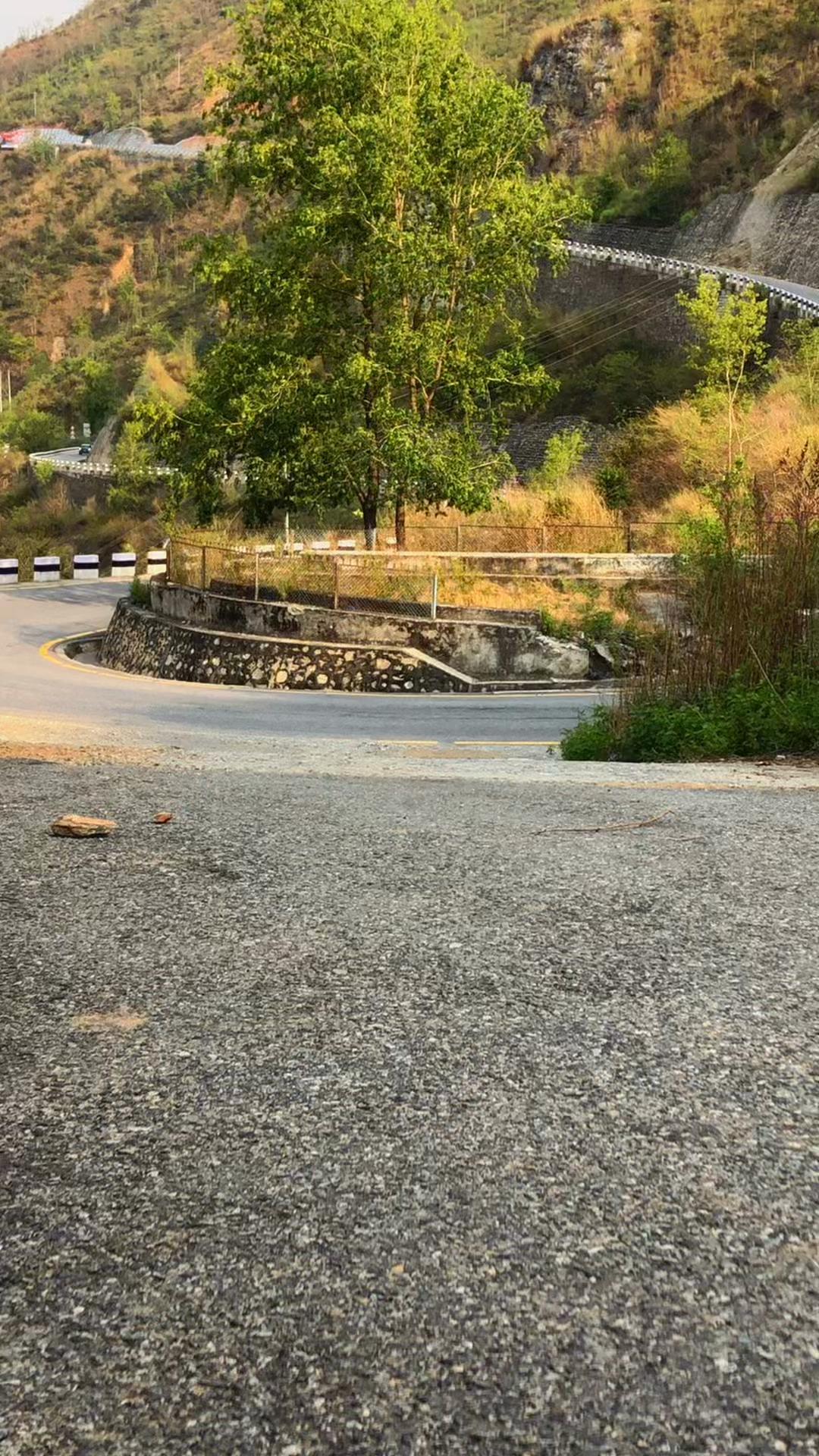 @DJ मेघ लामा