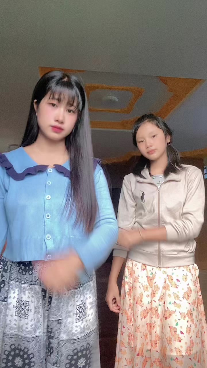 @Nang Kham Bee🐾🤎