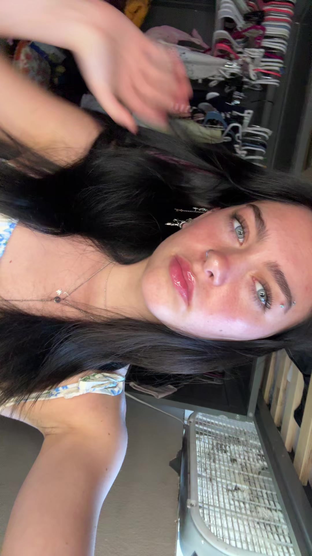 @julia.carson