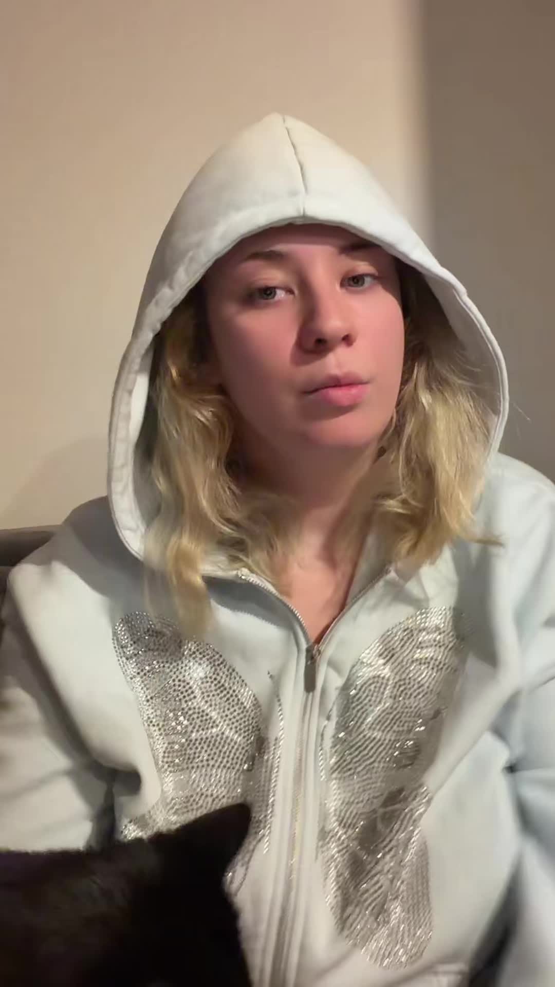 @𝑫𝒊𝒈𝒊𝒕𝒂𝒍𝑴𝒆𝒐𝒘𝒌𝒂