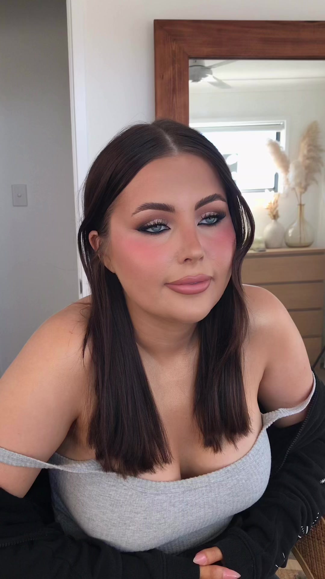 @Makeup by Nicole Jane