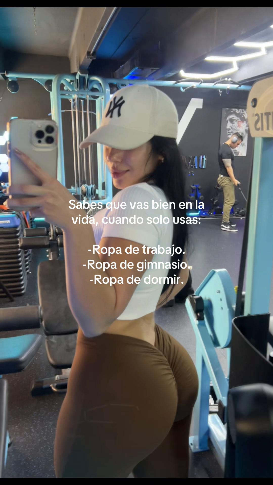 @Roxana Ventura