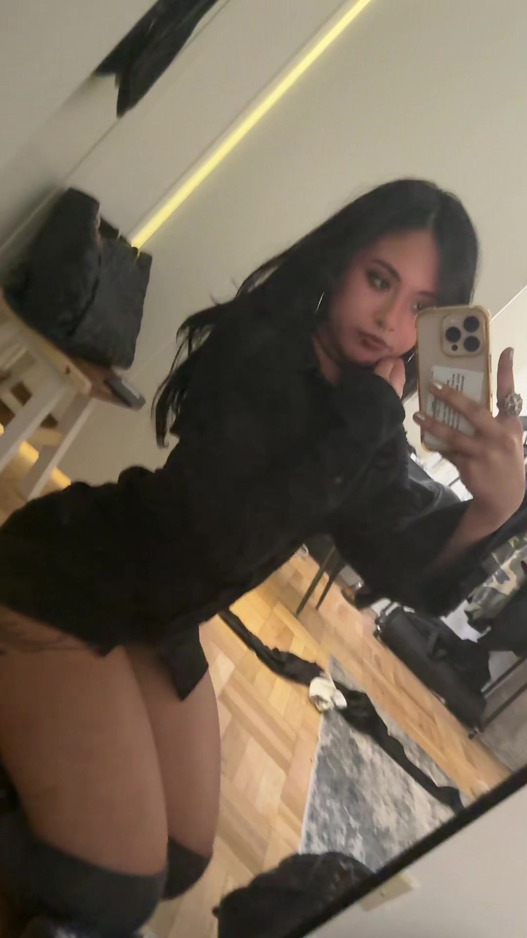 @christi&ntilde;a