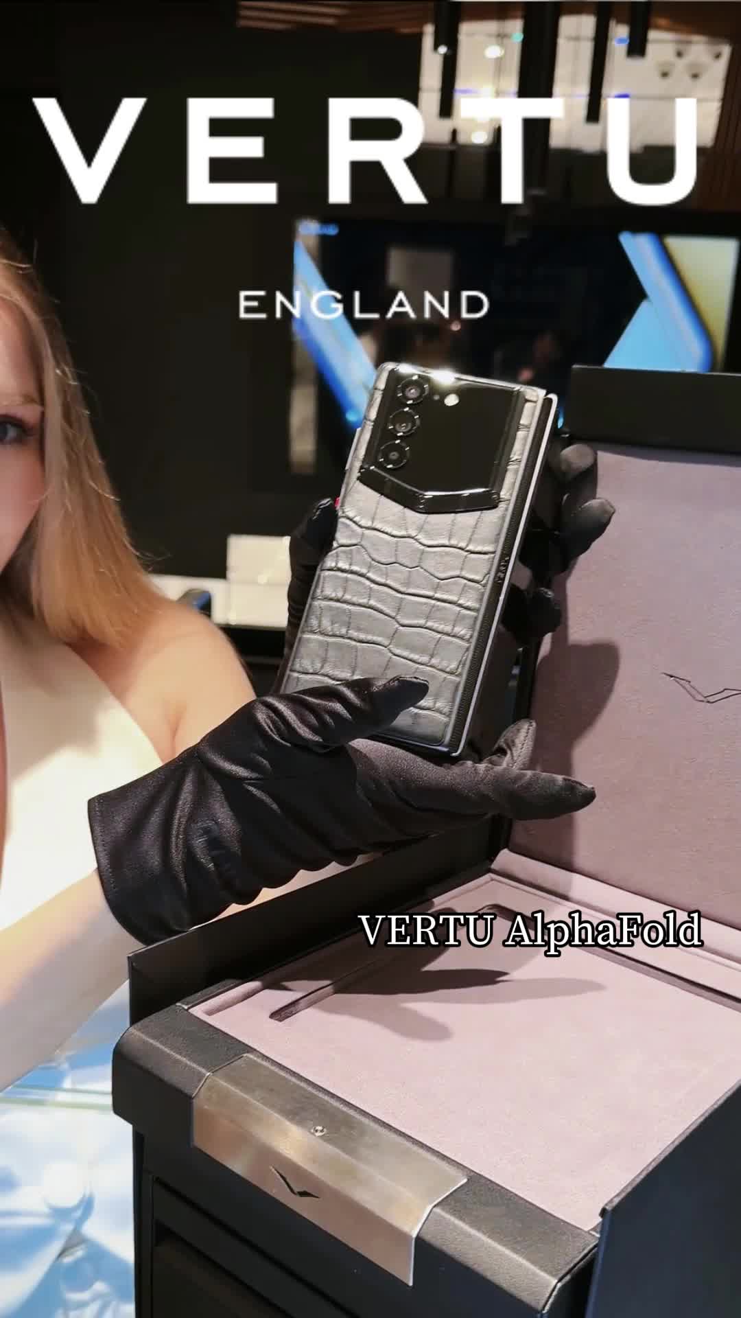 @VERTU OFFICIAL-US