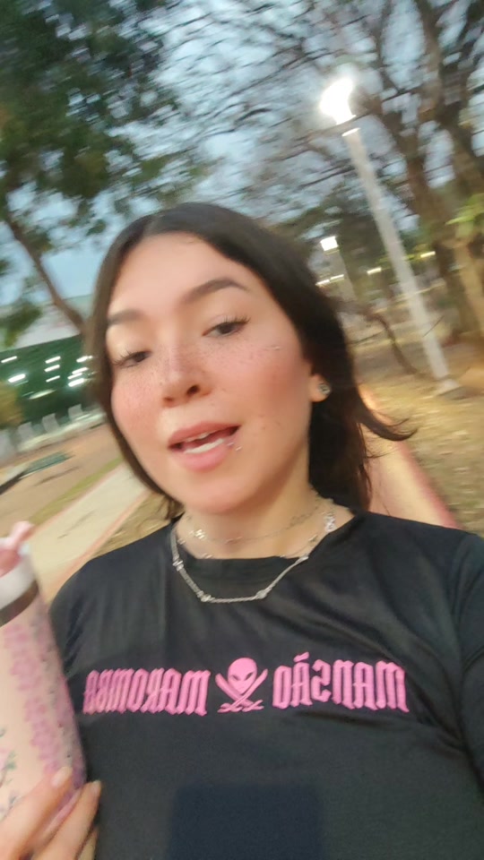 @layla_valeriano