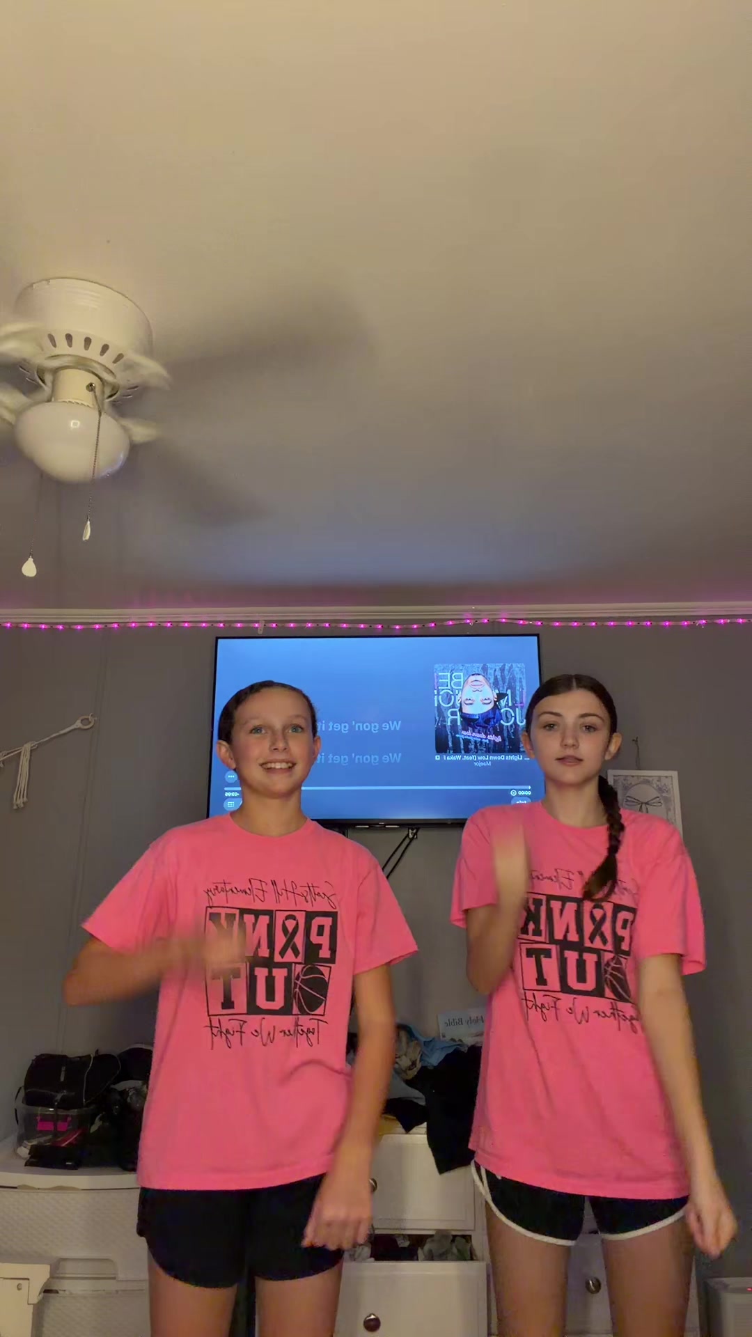 @Ava_dances😛🤘