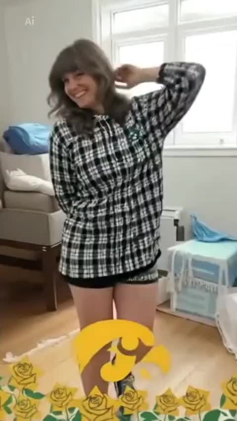 @hugs2kisses1958