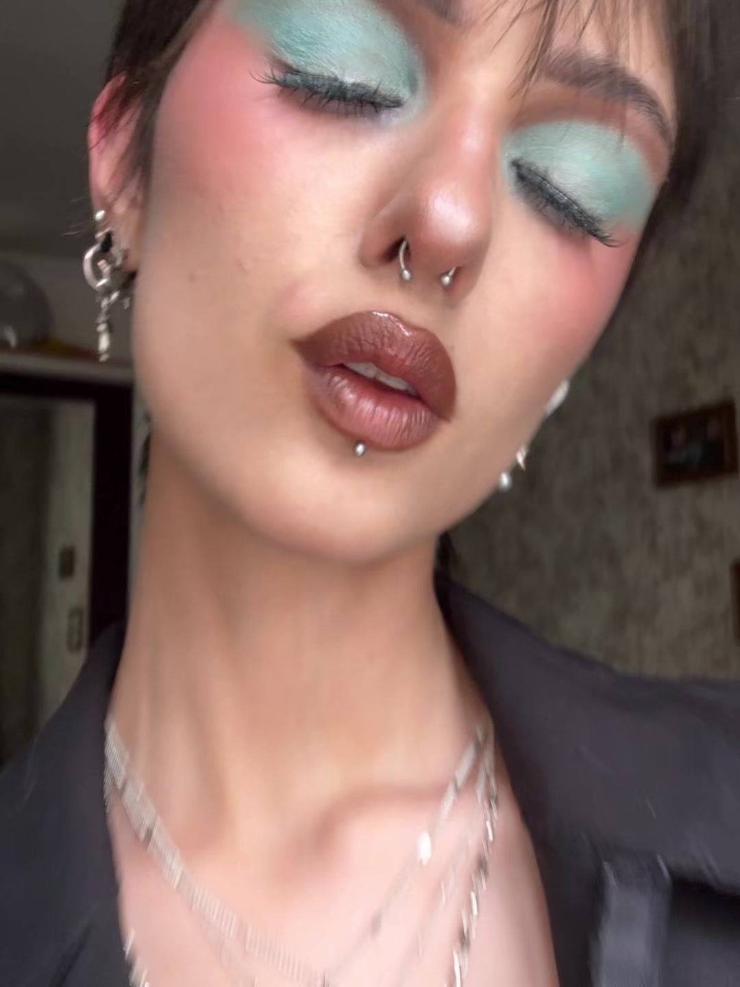 @Eleonora