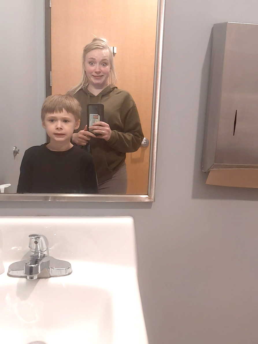 @Mikillya💖👦🏼🧩