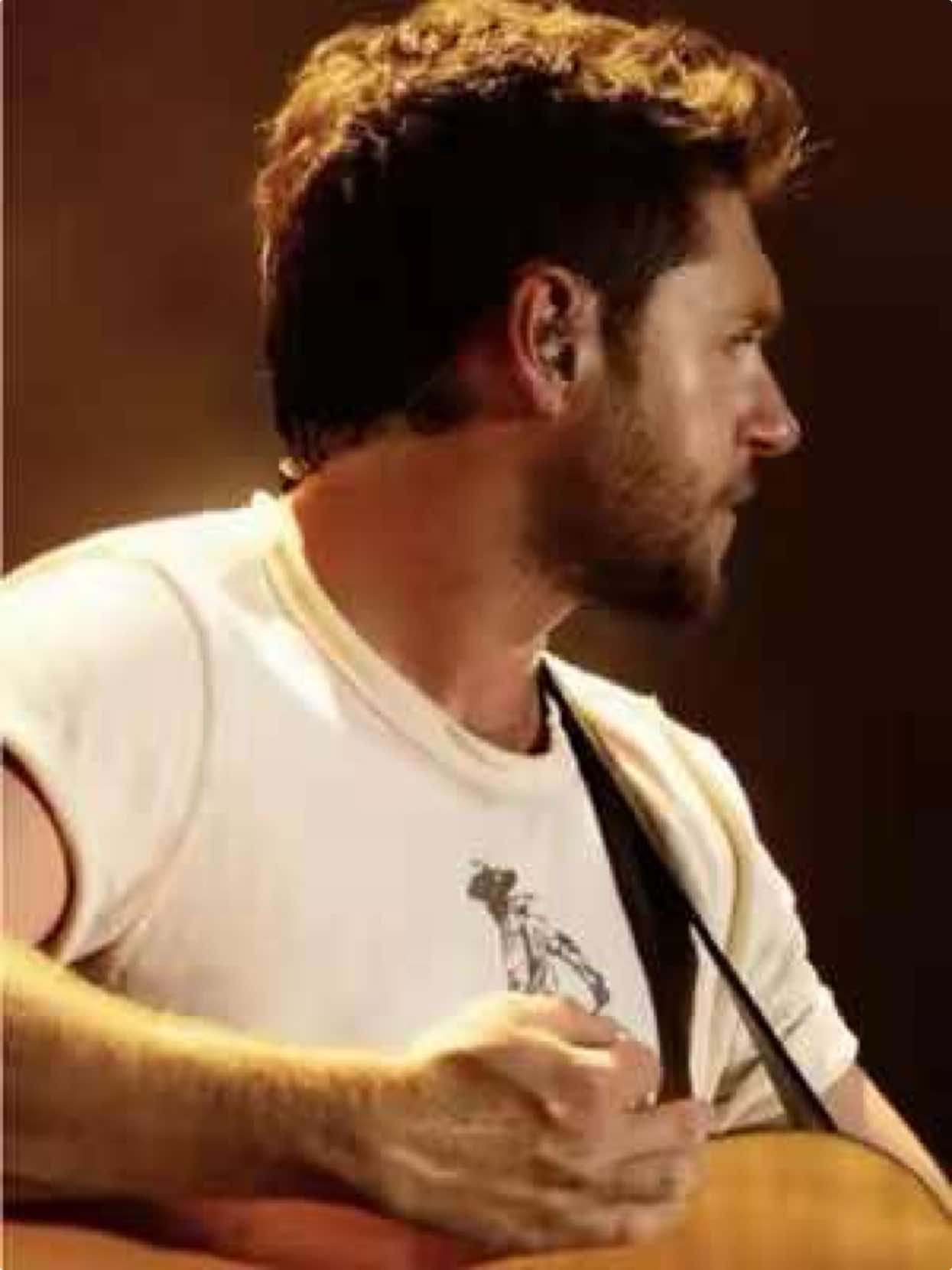 @Heartbreak_Heather_Weather🎸