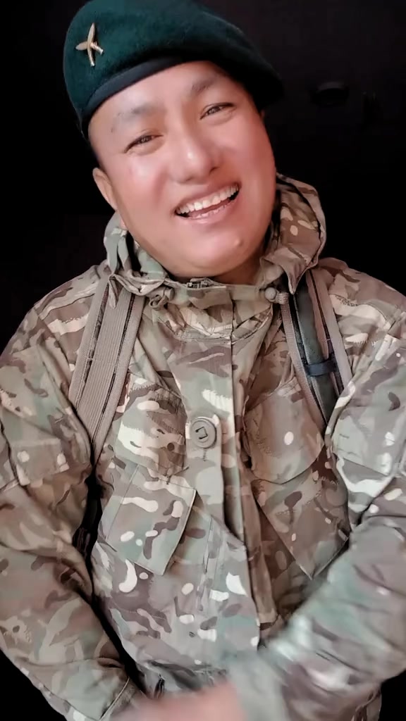 @DEV GURUNG ❤️❤️