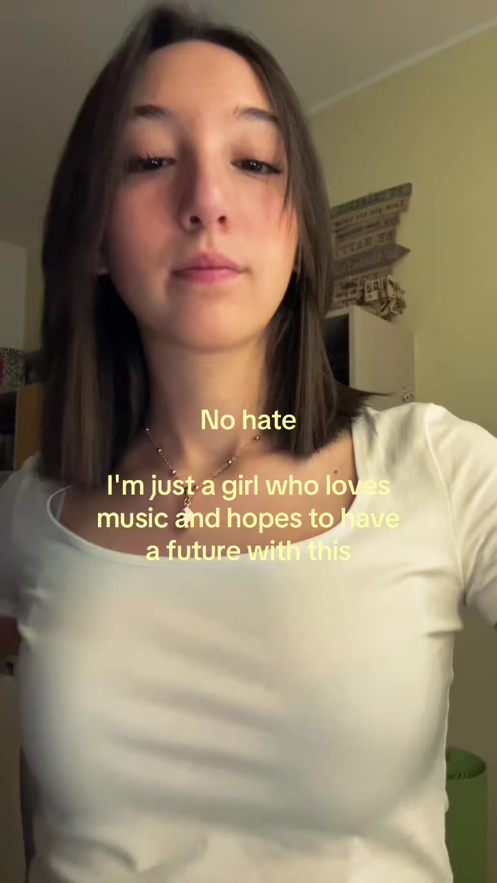 @L4r4