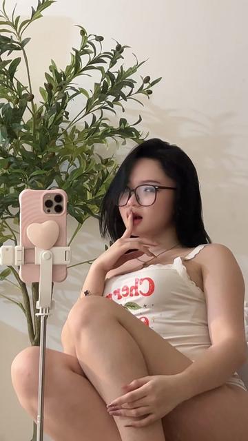 @foxiyoona