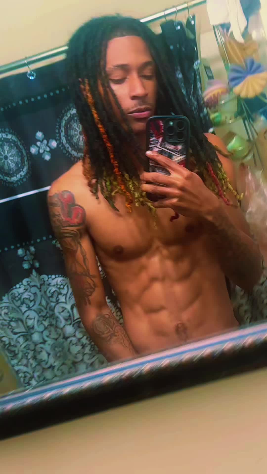 @LilTaeeee