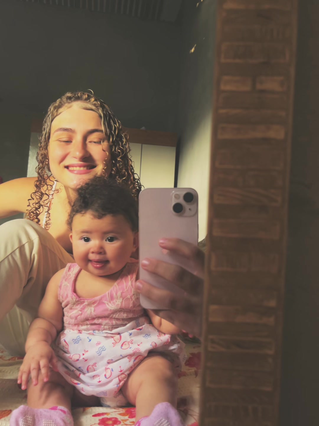 @eujulianasantostrindade_