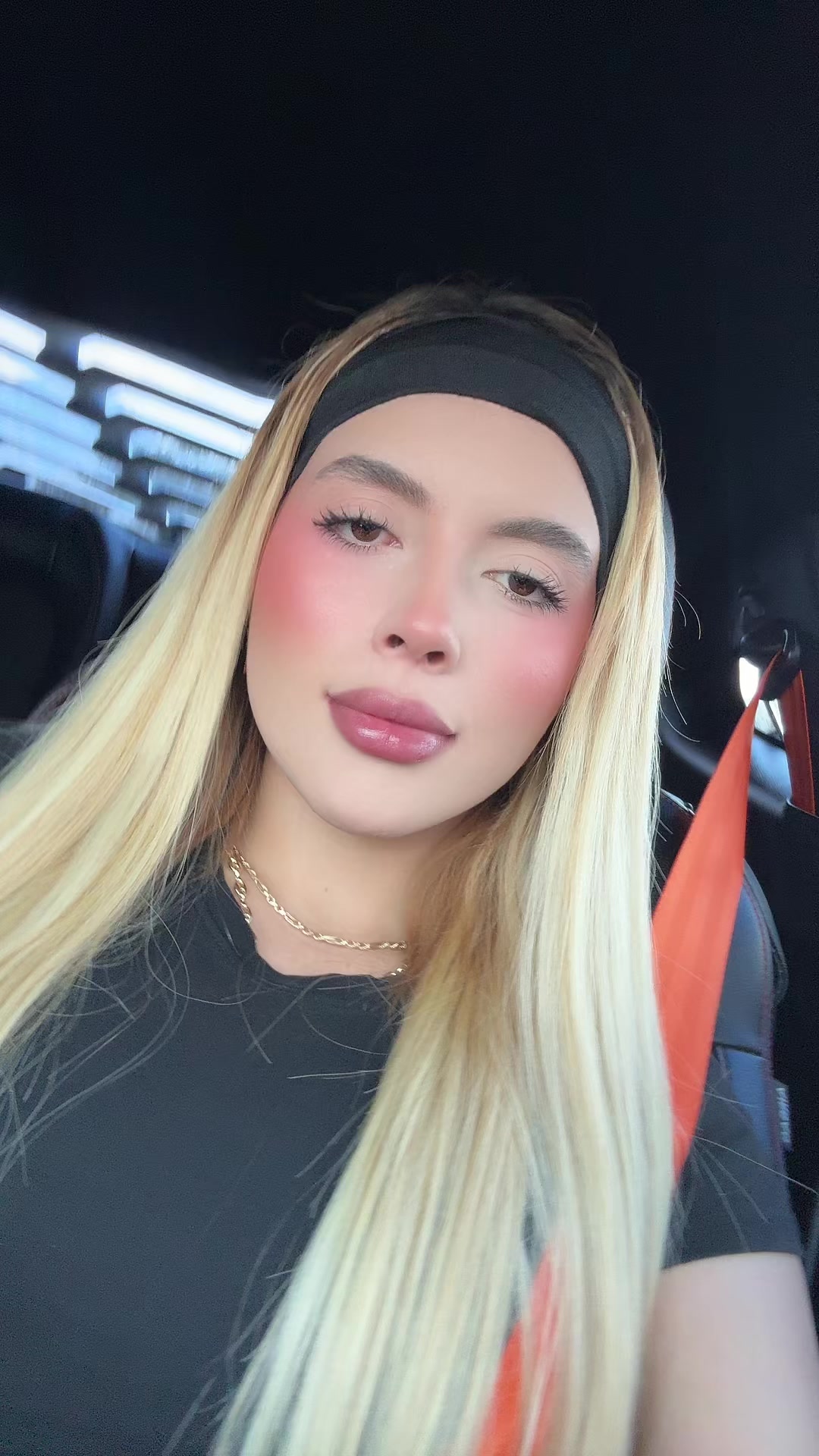 @isabella_lacolombiana