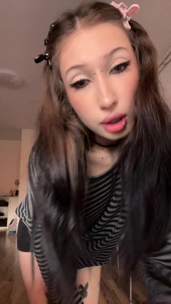 @Саш🐈⬛