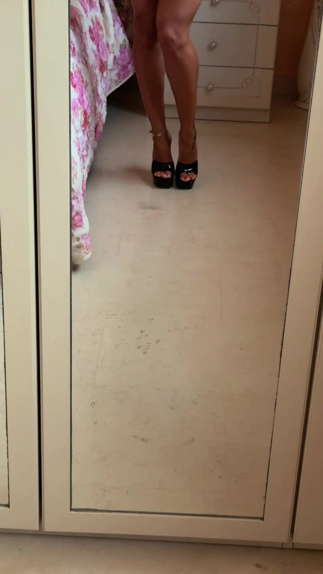 @Bellamora89 💄🫦👠🍒