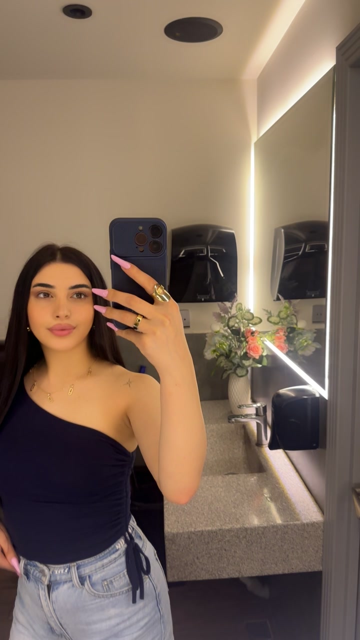 @𝓝𝓪𝓻𝓪