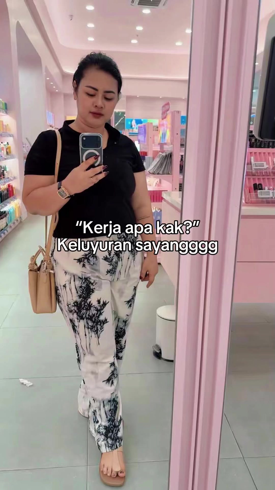 @yuni black