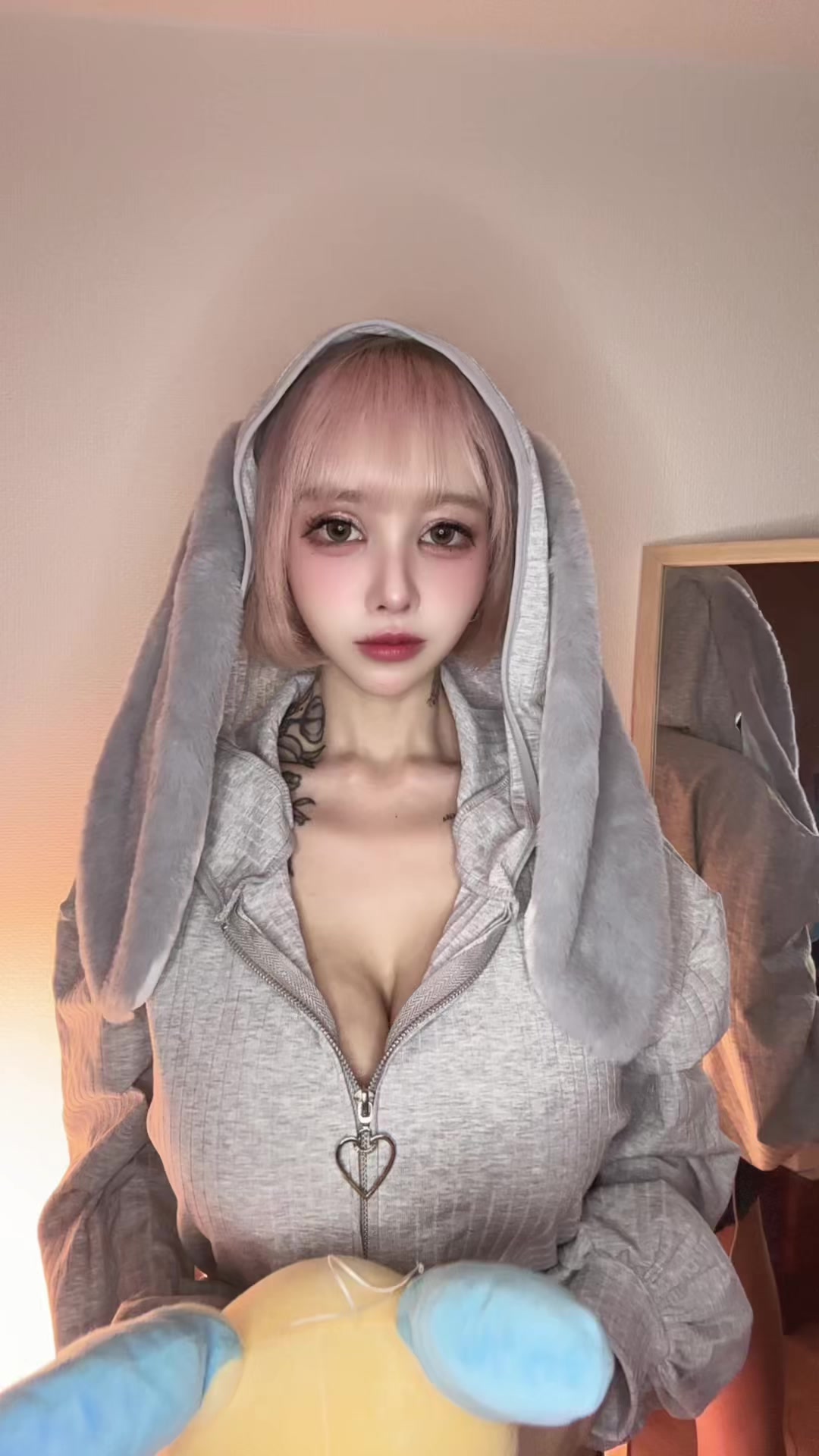@user95784687752