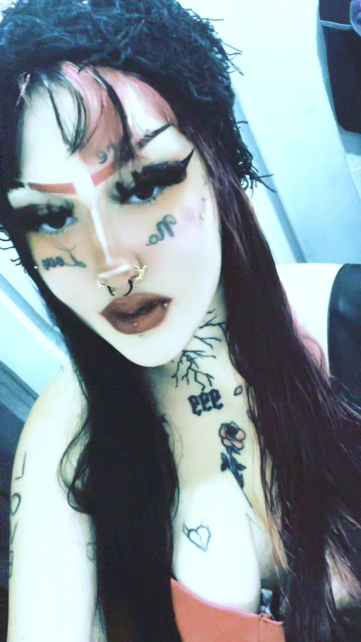 @𖤐𝓢𝓮𝓵𝓮𝓷𝓪𖤐༒ 999 ༒